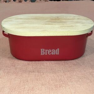 Charming Bread Storage Box with Wooden cutting board Lid